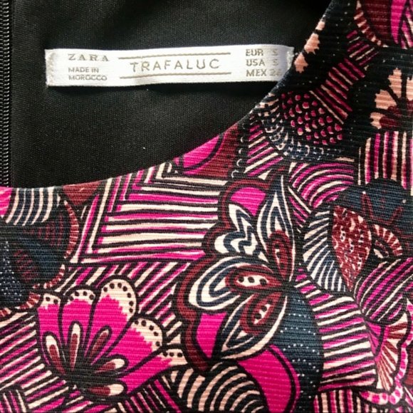 Floral Printed Fitted Halter Dress Sz XS - Picture 3 of 6